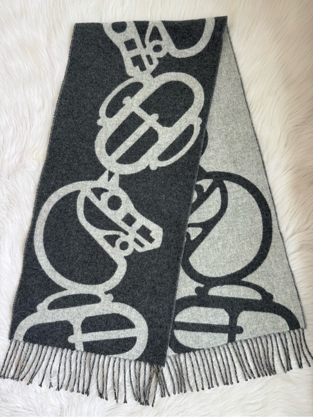 Hermes cashmere grey Boucles et Camails muffler scarf with box and full set - Picture 2 of 11
